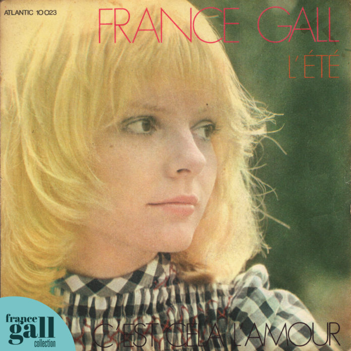En 1971, France Gall est la première artiste française à enregistrer pour le label américain Atlantic Records de la filiale française de WEA