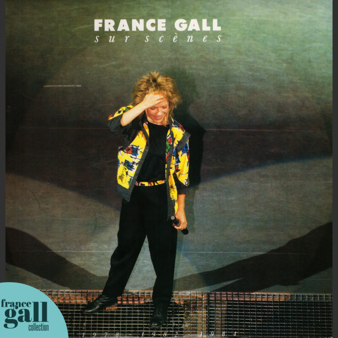 L'album France Gall sur scènes est un triple album qui compile des titres extraits des concerts de 1978, 1982 et 1984.