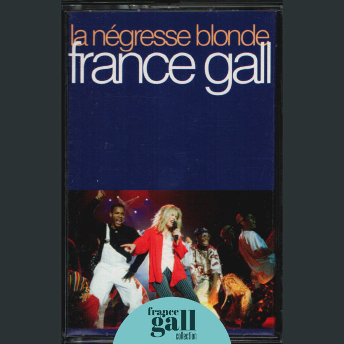 Cette cassette contient 2 titres extraits de l'album live Simple Je - Rebranchée à Bercy 93 : La Négresse blonde et Jamais partir.
