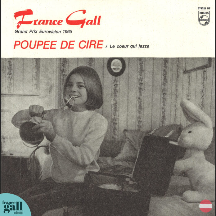Ce 45 tours édité en Autriche contient 4 titres de France Gall, dont le titre Poupée de cire, poupée de son, 3e titre composé par Serge Gainsbourg.