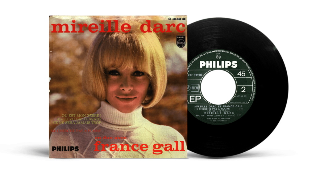 Ce 45 tours de 1967 contient 4 titres de Mireille Darc, dont le titre Ne cherche pas à plaire en duo avec France Gall.