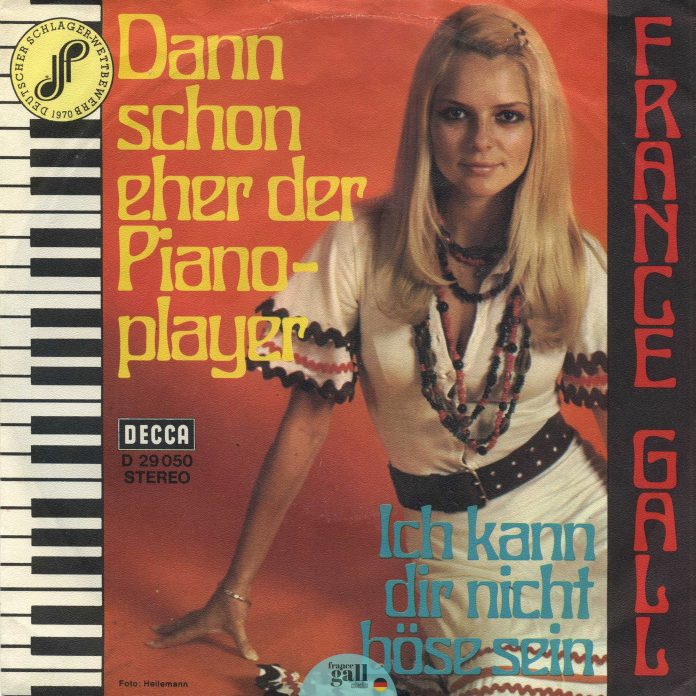 Ce 45 tours contient 2 titres de France Gall interprétés en Allemand. Le titre Dann schon eher der Piano-player a concouru pour le troisième concours allemand Schlager qui a eu lieu le 4 juin 1970 dans la Rheingoldhalle à Mayence.