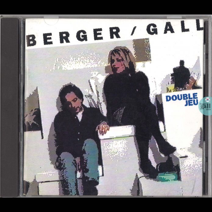 Cette édition provenant de Corée de Double Jeu contient 10 titres enregistrés en duo avec Michel Berger. L'album original est sorti en juin 1992, deux mois avant le décès de Michel Berger.