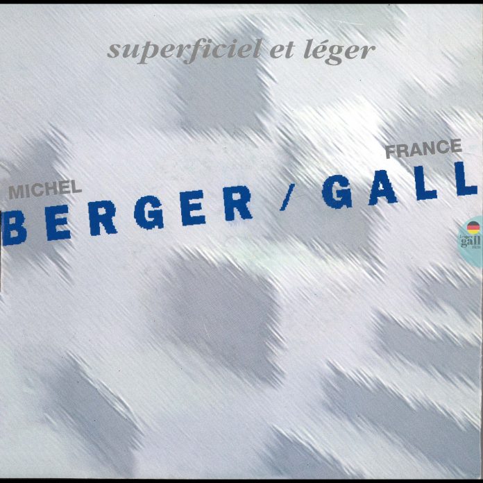 Ce 45 tours édité en Allemagne, paru en octobre 1992, est le 2ème extrait de Double Jeu, le 7ème album studio que Michel Berger a produit cette fois pour eux-deux, le disque en duo dont ils parlent depuis toujours, avec les titres Superficiel et léger et Bats-toi.