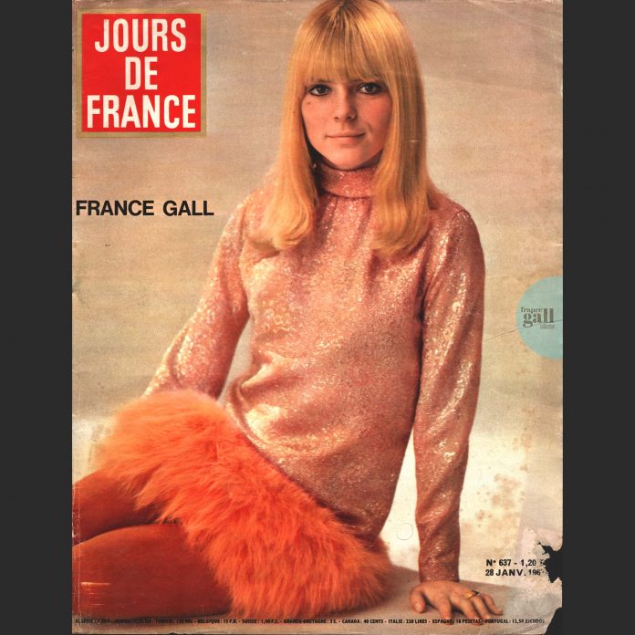 Célèbre depuis 1964, France GalI commençait à s'ennuyer dans son personnage de bébé-idole innocent, candide, maladroitement dissipé.