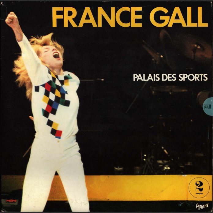 Edition fabriquée au Canada - France Gall au Palais des Sports a été enregistré le 13 février 1982 pendant les concerts de France Gall du 7 janvier au 14 février 1982 au Palais des sports de Paris.