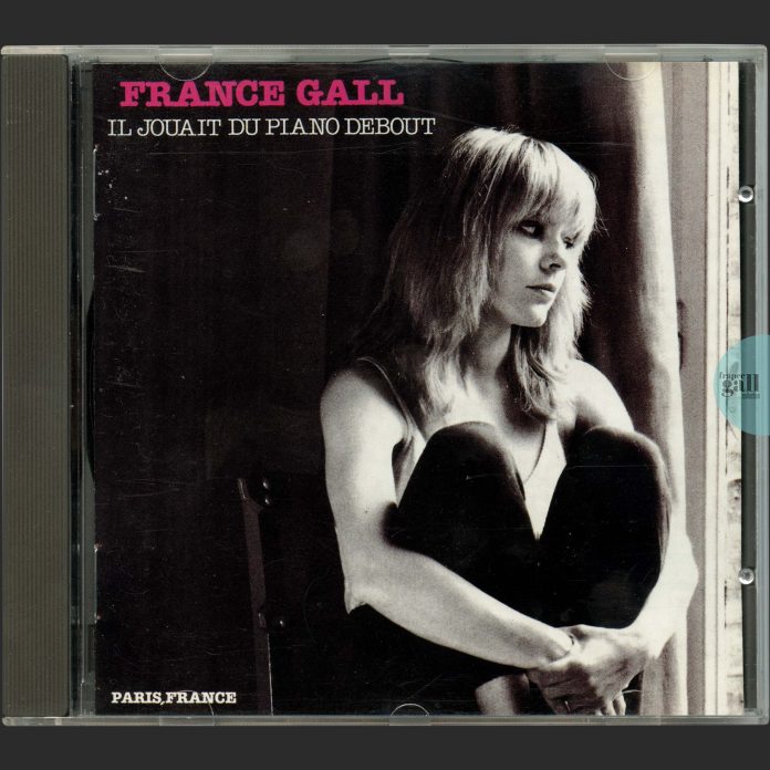 Paris, France est le troisième album studio que Michel Berger a produit pour France Gall. Cette édition au format compact disc est parue le 15 novembre 1990.