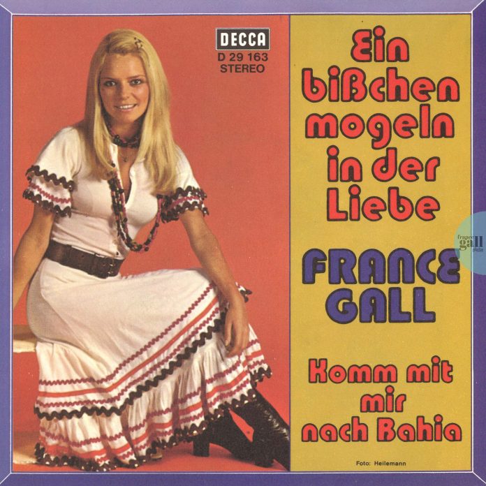 Ce 45 tours de 1972, provenant d'Allemagne, contient les titres Ein bisschen mogeln in der Liebe et Komm mit mir nach Bahia.