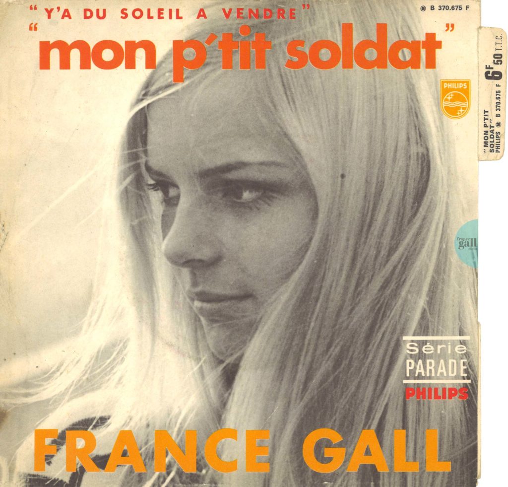Ce 45 tours édité en juillet 1968 contient les titres Mon p'tit soldat et Y'a du soleil à vendre en face B, écrites par Robert Gall et Monty et composées par Monty.